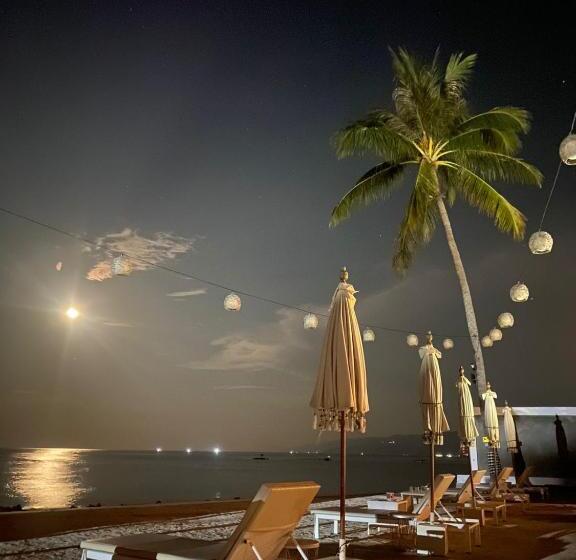 オーシャンビューデラックスルームバルコニー付き, Shava Beach Resort