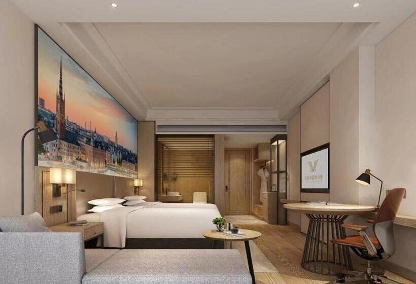 Номер Superior, Vienna International Hotel   Changsha Yuelu Lugu Hi Tech Zone