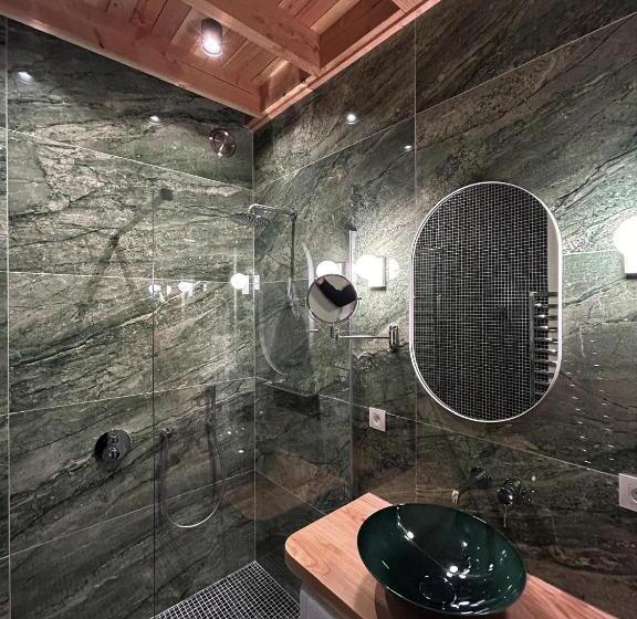 Номер Стандарт Вид на Сад, Cabanes Avec Jacuzzi Les Pieds Dans La Vignes