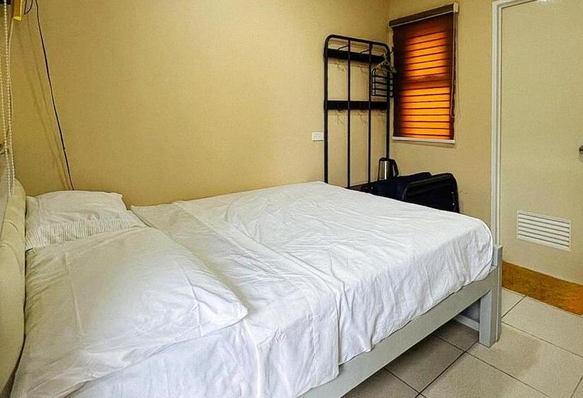 Номер Стандарт, Reddoorz @ Cms Apartelle Olongapo City