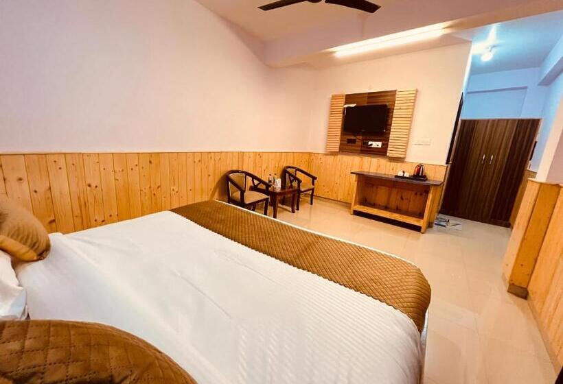 Номер Стандарт, The Nest With Open Rooftop Cafe Mecleodganj