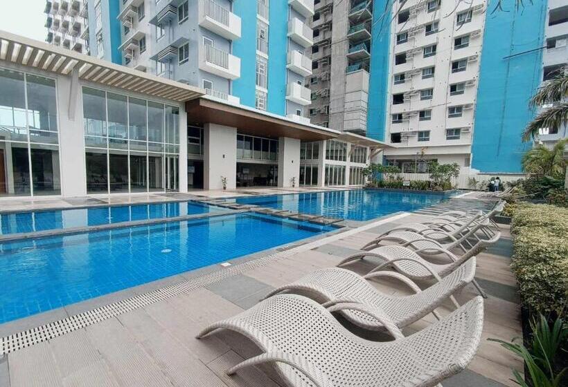 استودیوی استاندارد, Mesavirre Garden Residences