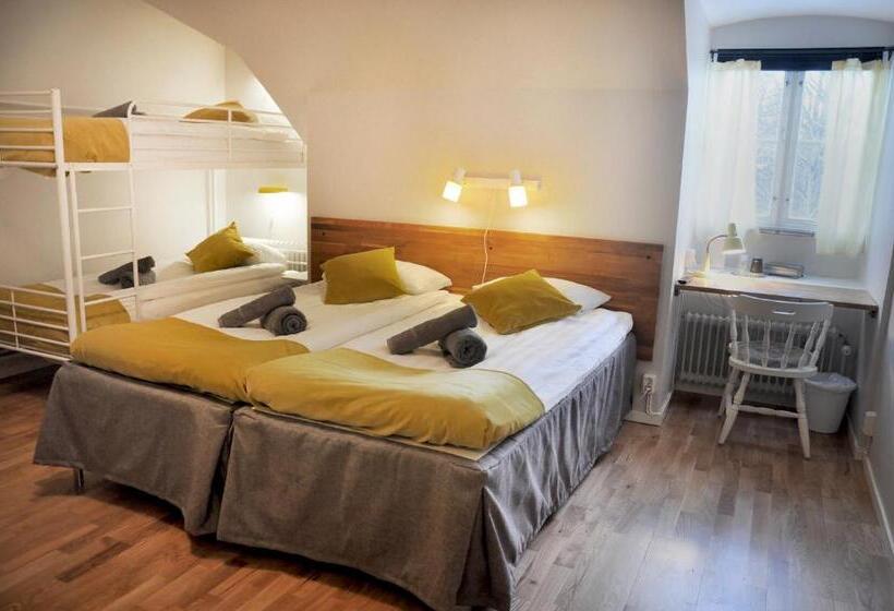 Семейный Номер, Slite Badhotell