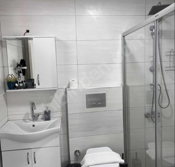 استودیوی استاندارد, Gdl Otel