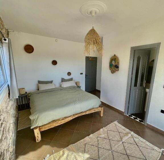 Стандартный Номер Кровать Кинг, Chill House Surf Camp