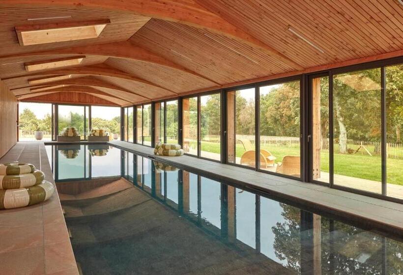 Номер Стандарт Вид на Парк, Domaine Le Mezo