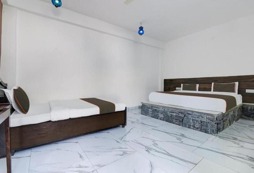 Quarto Triplo Deluxe, Collection O Hotel Kumbha Garh