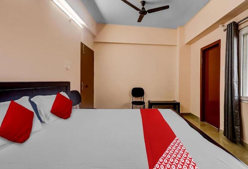 三人经典房间, Super Oyo Flagship Moyong Homestay