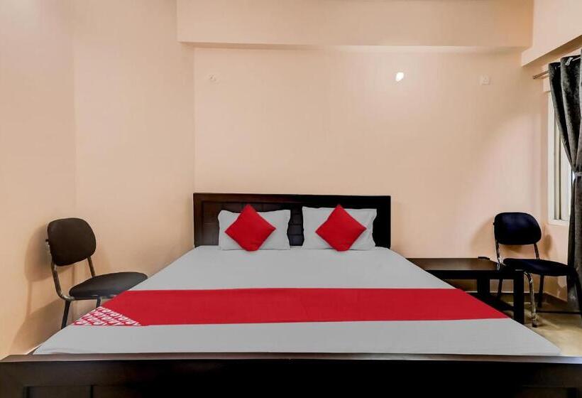三人经典房间, Super Oyo Flagship Moyong Homestay