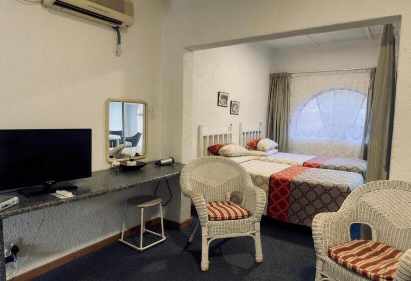 Семейный Номер, Busa House