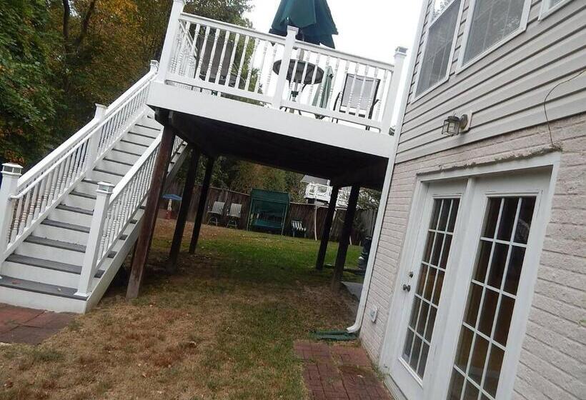 Семейный Номер, Bwi   Md Live   Guest House