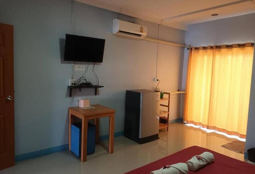 Номер Стандарт, Center Place Ang Thong
