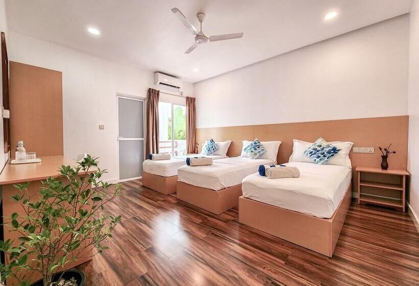 اتاق لوکس سه تخته, Raalhu Fonu Maldives