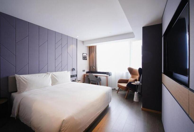 Номер Стандарт, Atour Hotel Gangding Metro Station Taikoo Hui Tianhe Guangzhou     Free Shuttle Bus Service Between