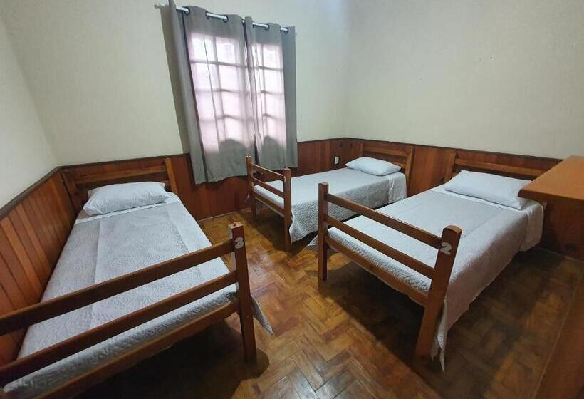 Номер Стандарт Четырехместный Совместный Санузел, Hostel São Xico