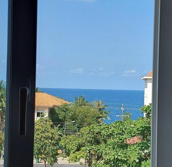 اتاق سوپریور خانوادگی, Victoria Guest House 63 Tran Hung Dao 1 Minute Walking To Beach