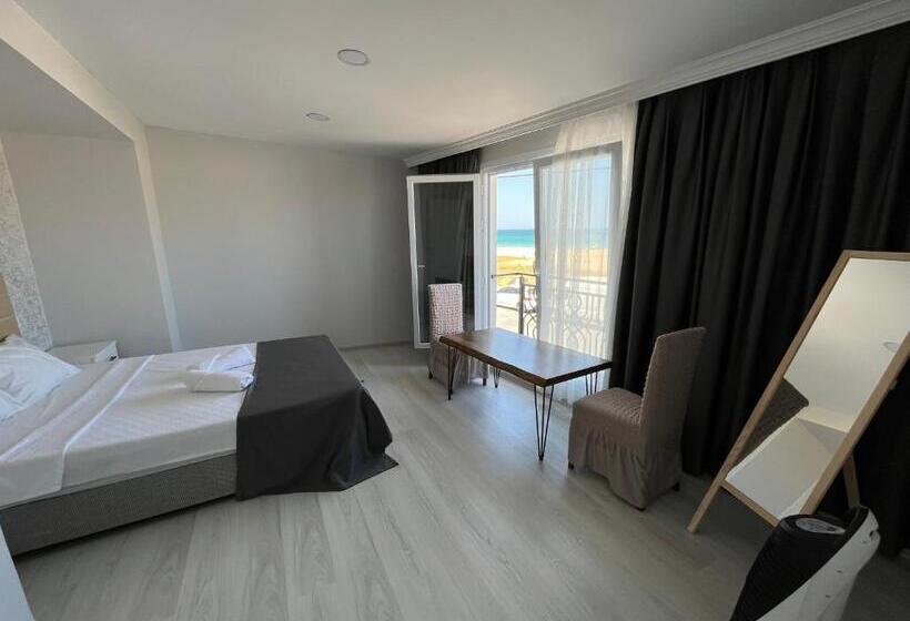 带1个卧室的带海景的公寓, Airport Confort Guest House