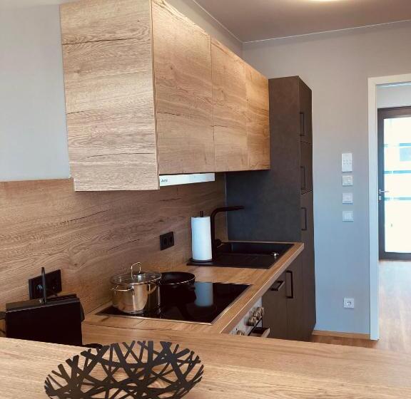Студио Стандарт с Балконом, Arivo Aparthotel Höchstadt An Der Aisch