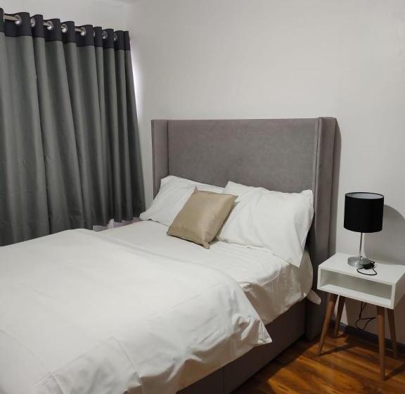 Номер Economy, Silver City