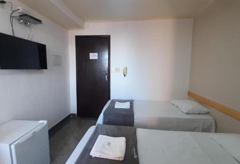 Quarto Estandar, Coité Plaza