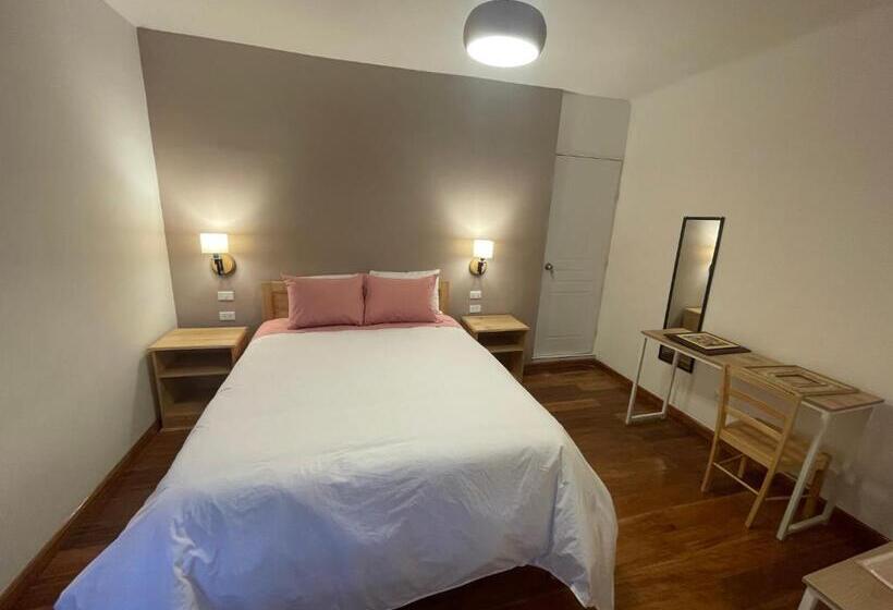 Номер Стандарт, Illa B&b