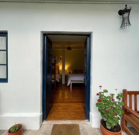 Семейный Номер, Illa B&b