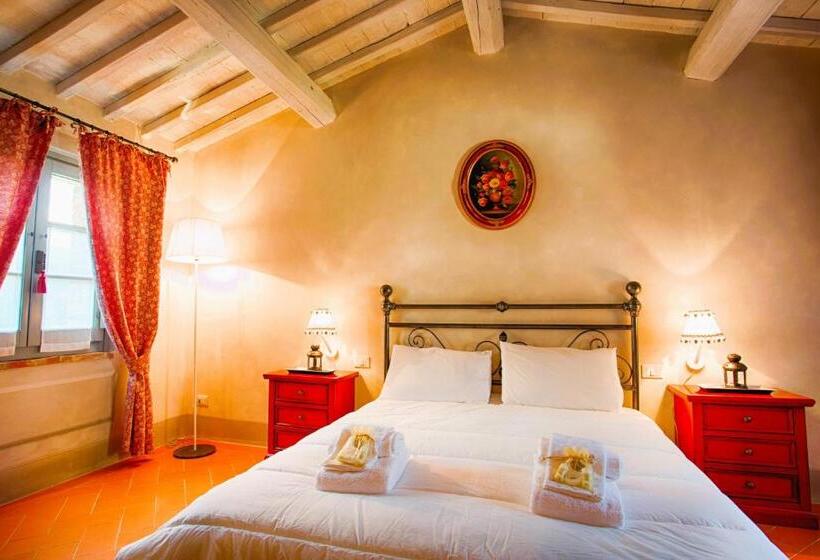 Апартаменты 1 Спальня, Isa Farmhouse With Swimming Pool Just 20 Minutes From Arezzo, Apartments With Panoramic Views