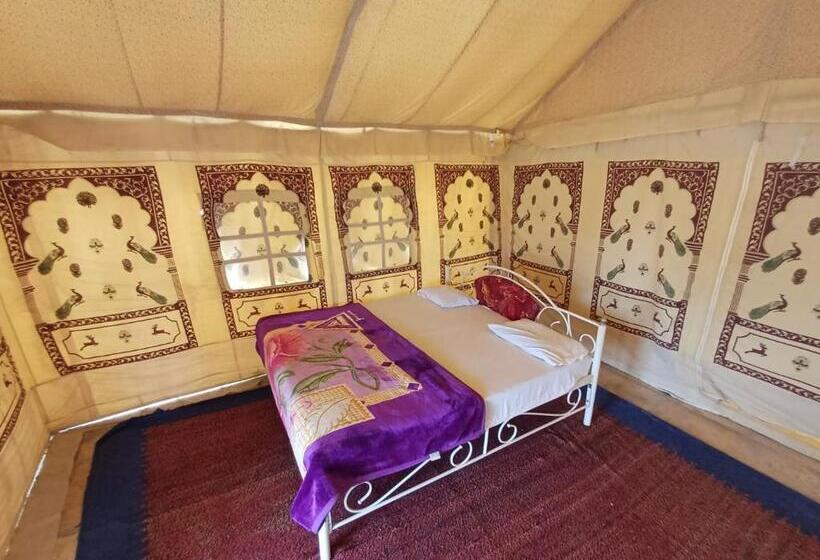 Tenda Padrão, Roop Resort