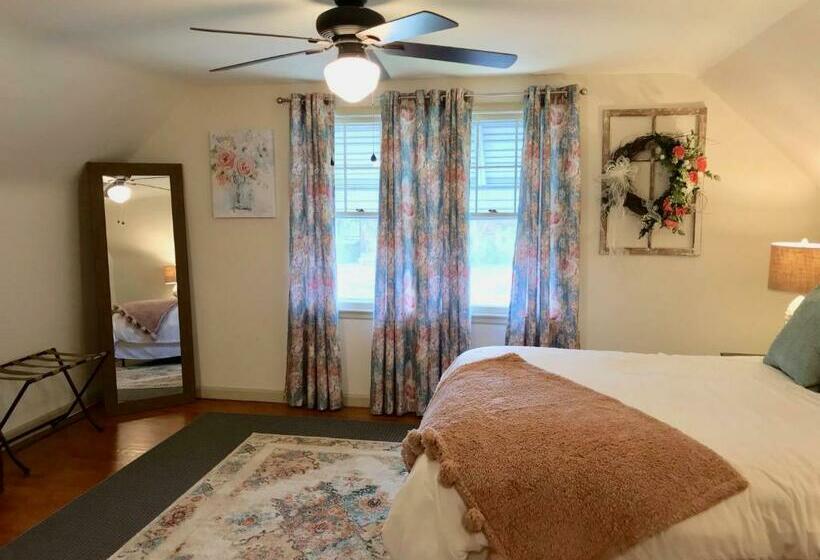 스탠다드 룸, The Little Italy Of Niagara Falls Bed & Breakfast