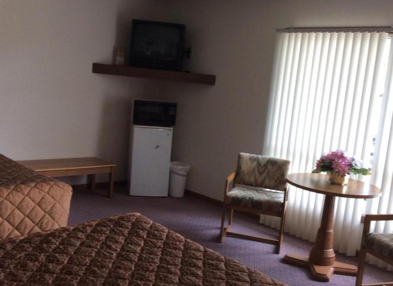 Номер Стандарт, Spring Hill Motel