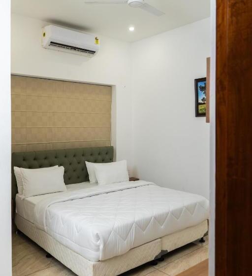 Quarto Deluxe Cama King, The Lodgers Hotel Near India Expo Centre & Mart Greater Noida
