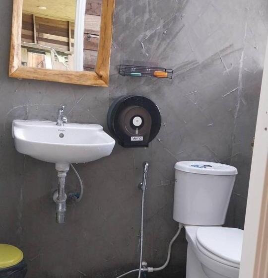 غرفة قياسية, Ban Oreo Homestay