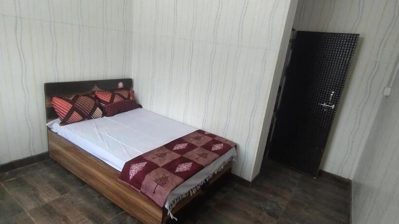 Номер Стандарт, Shiva Guest House