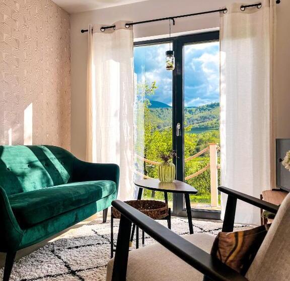 标准间带山景, Elysian Fields   Tiny House  Evergreen