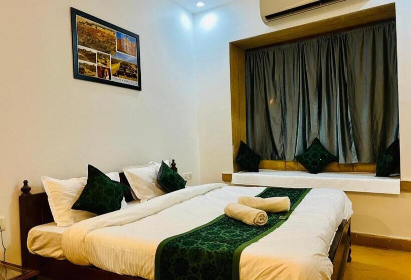 Quarto Deluxe com Sacada, Dara & Camel Safari
