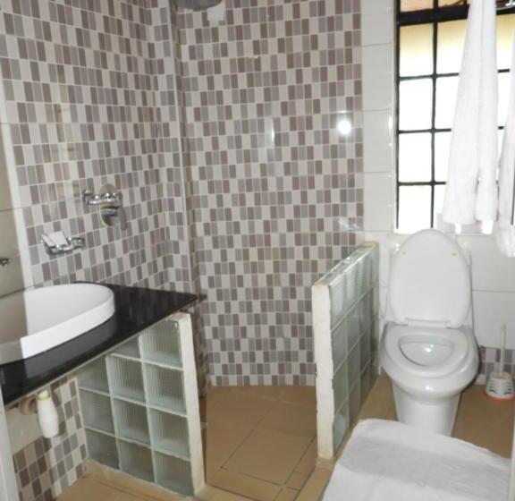 اتاق استاندارد, Lake Elementaita Sirville Lodge