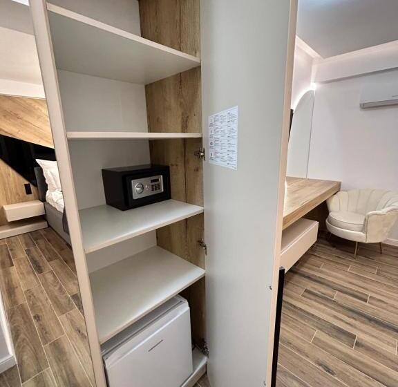 اتاق استاندارد با تخت بزرگ, Monarc Boutique Aparthotel   Self Check In