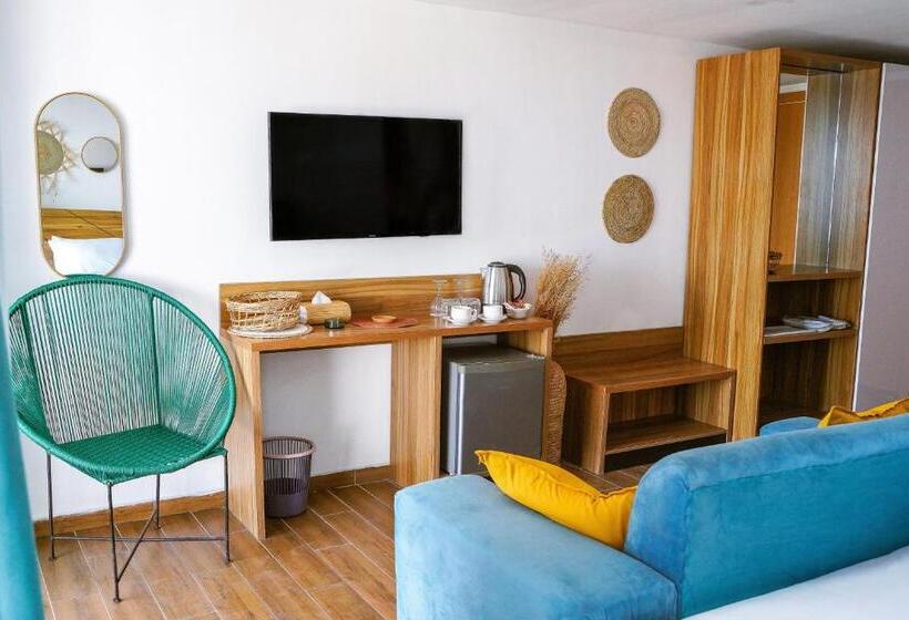 سوییت با استخر, Vogue Beach Resort