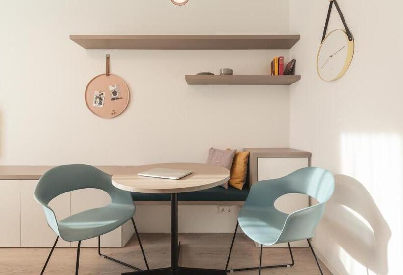 Escritório Estándar, Acora Heidelberg Living The City   Apartments