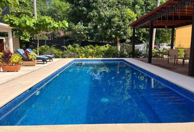 اتاق استاندارد, Natura Hotel & Villas