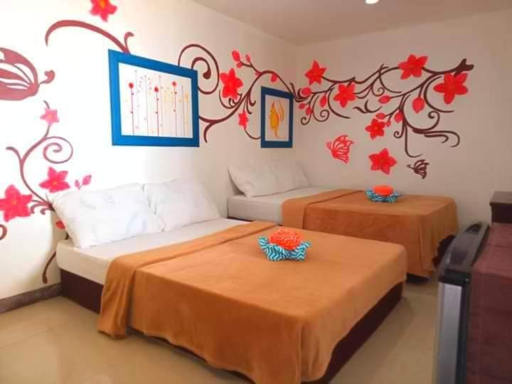 발코니 디럭스 룸, Oslob Hotel Sébastian