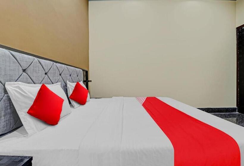 三人经典房间, Oyo Flagship 81375 Hotel Kashi
