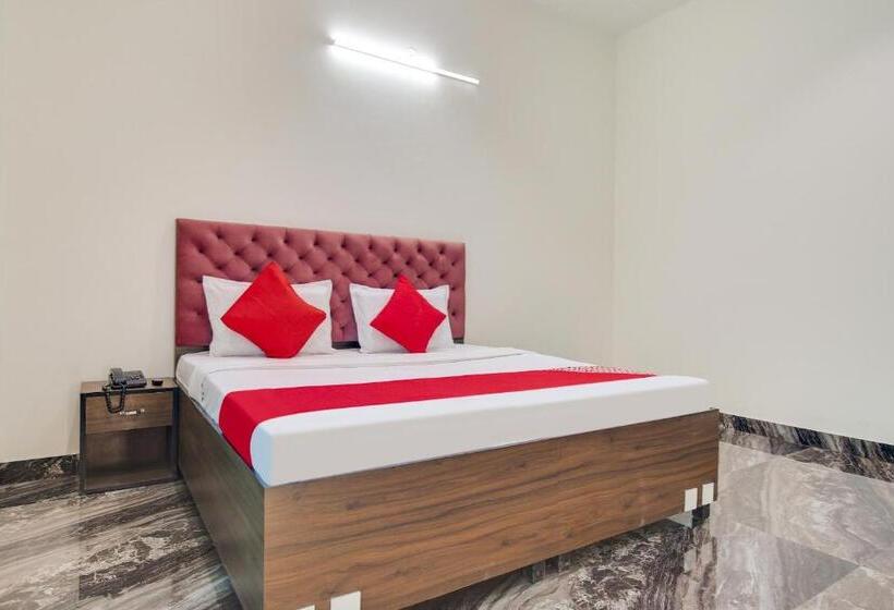 Трехместный Номер Классика, Flagship Hotel City Park