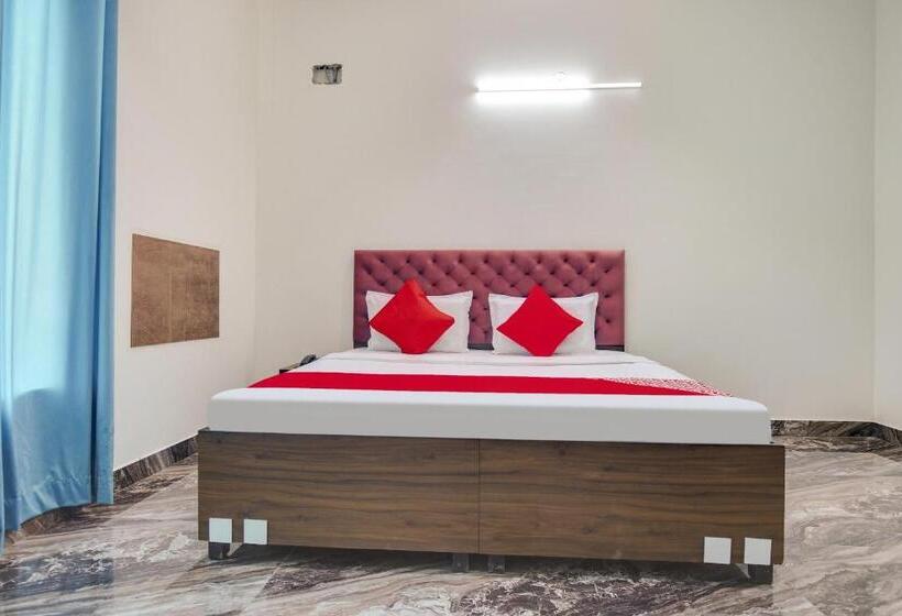 Трехместный Номер Классика, Flagship Hotel City Park