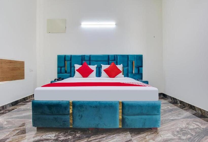 Трехместный Номер Классика, Flagship Hotel City Park