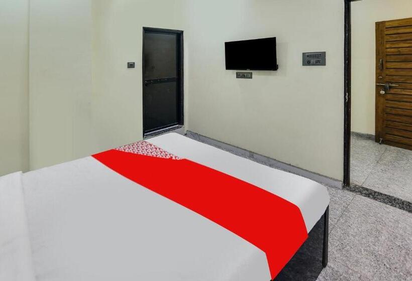 Номер Стандарт, Oyo Hotel Blackgold