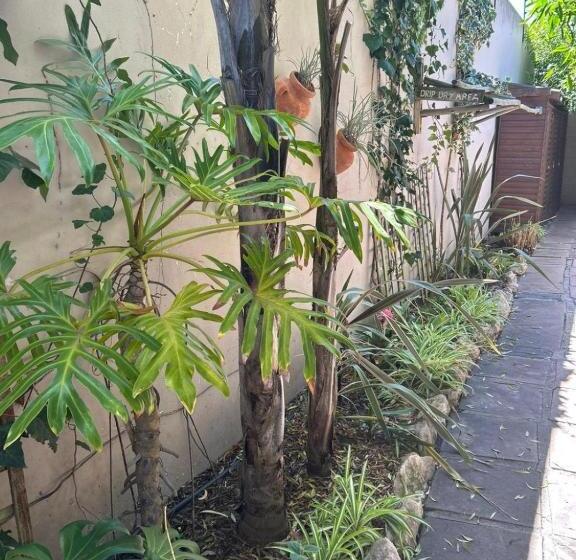 Номер Стандарт, Room In Apartment   Cozy Crner, Home Away From Home, Near Pristine Beaches Num3