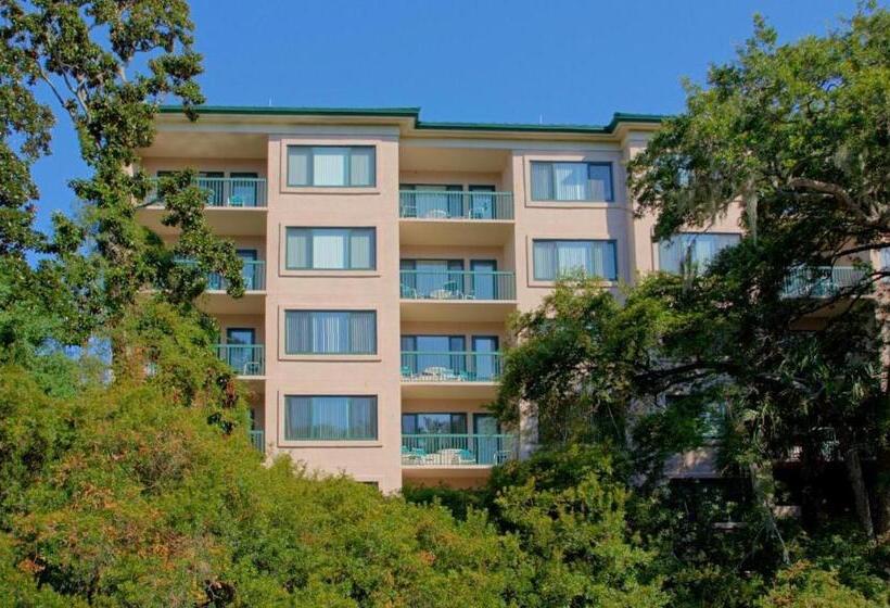 1 Bedroom Apartment Lake View, Waterside By Spinnaker