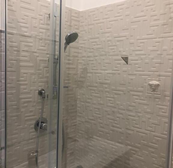 اتاق لوکس, B&b Regina Charme Rooms