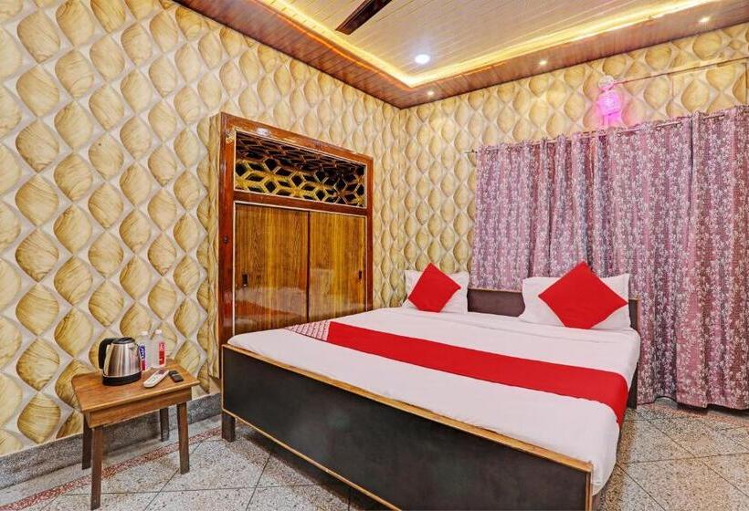 Трехместный Номер Классика, Oyo Flagship Manjushree P Guest House